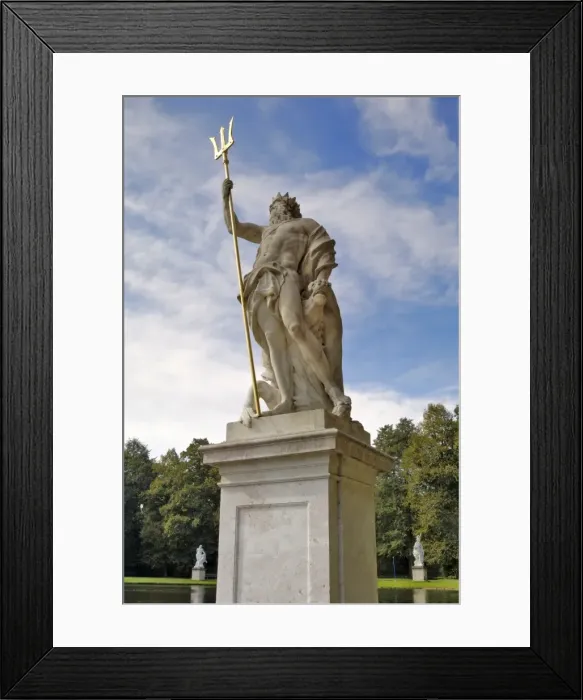 Framed Print : Statue in the grounds of Schloss Nymphenburg Framed Print : Statue in the grounds of Schloss Nymphenburg