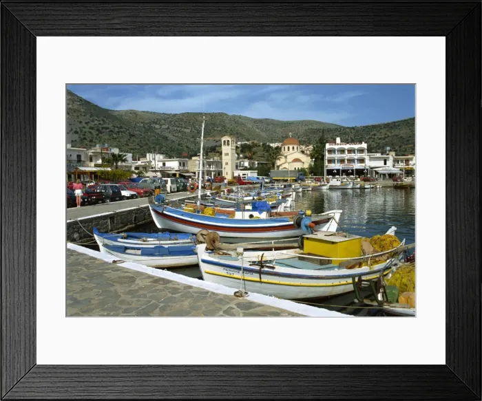 Framed Print : Fishing boats moored in the harbour at Elounda Framed Print : Fishing boats moored in the harbour at Elounda