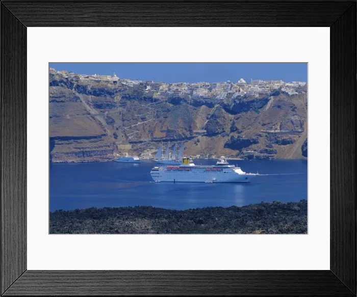 Framed Print : Thiras Gulf and boats Framed Print : Thiras Gulf and boats