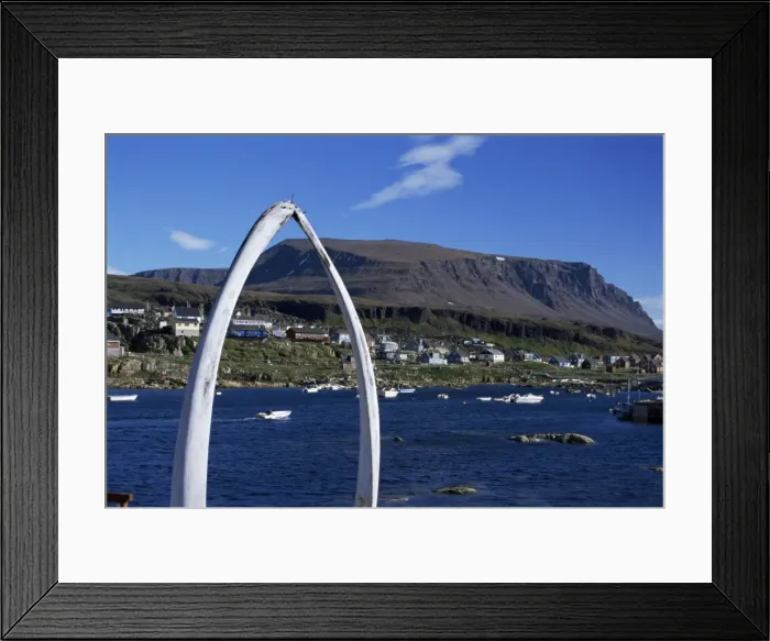 Framed Print : Whale bone arch on village harbour Framed Print : Whale bone arch on village harbour