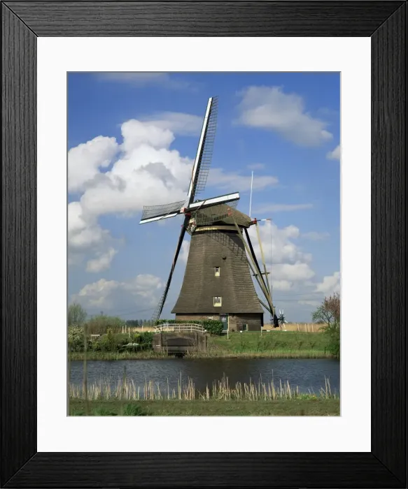 Framed Print : Canal and windmill at Kinderdijk Framed Print : Canal and windmill at Kinderdijk