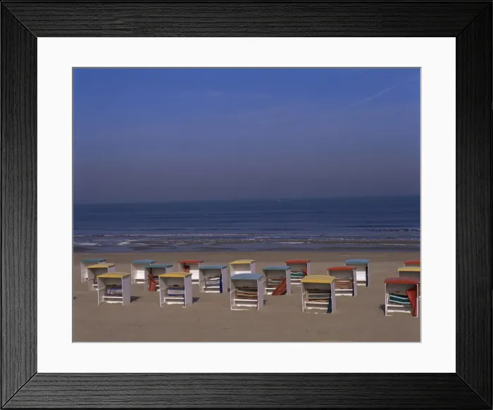 Framed Print : Colourful beach huts Framed Print : Colourful beach huts