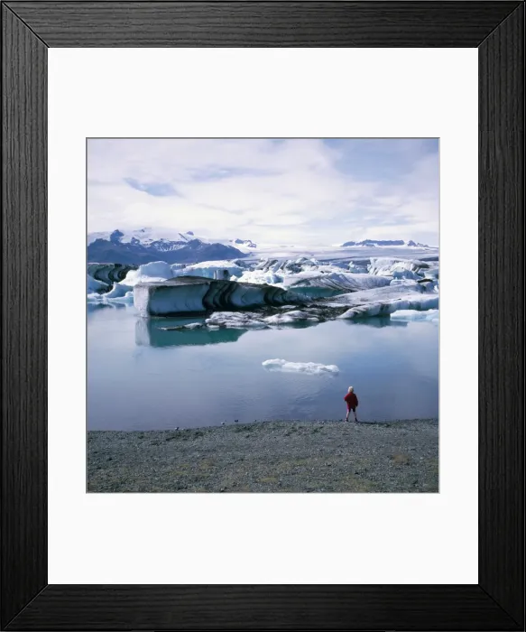 Framed Print : A glacial lagoon with icebergs carved from Varnajokull glacier Framed Print : A glacial lagoon with icebergs carved from Varnajokull glacier