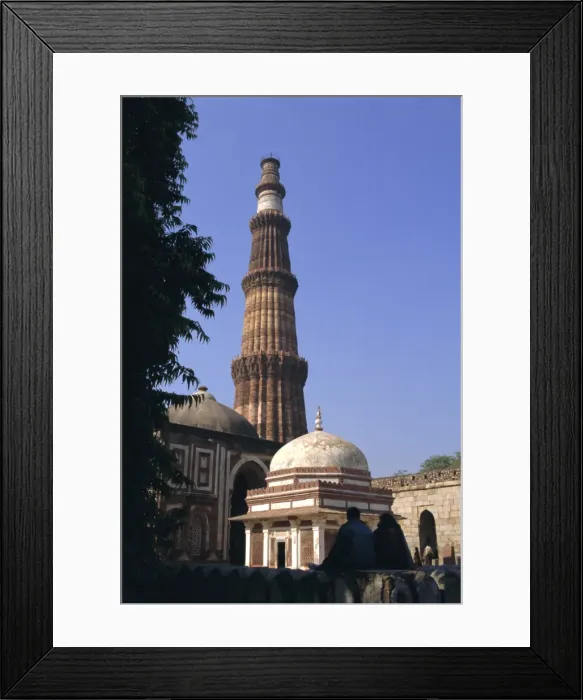 Framed Print : Qutb Minar Framed Print : Qutb Minar