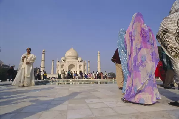 Indian tourists at the Taj Mahal