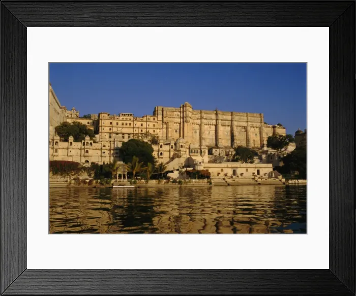 Framed Print : Lake Pichola and the City Palace Framed Print : Lake Pichola and the City Palace