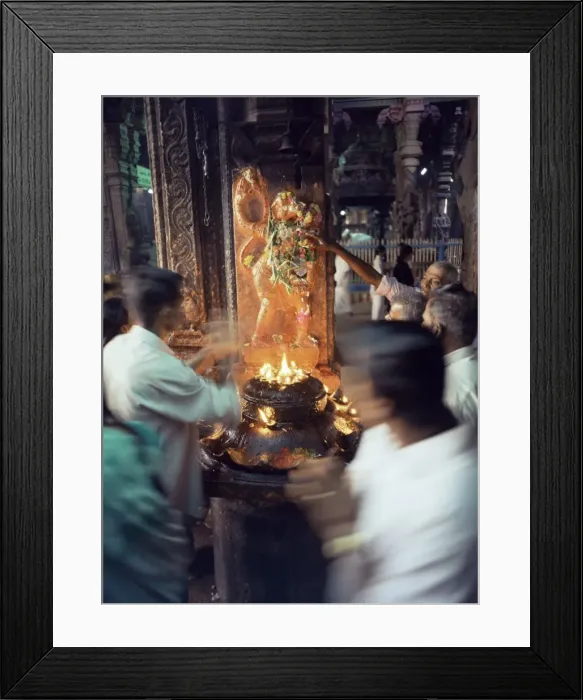 Framed Print : Worshippers at a shrine inside the Sri Meenakshi Temple Framed Print : Worshippers at a shrine inside the Sri Meenakshi Temple