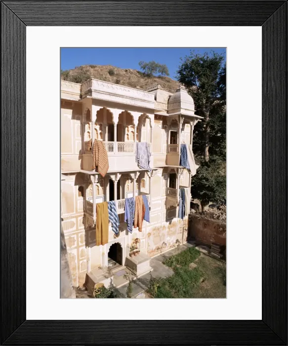 Framed Print : Chanwar Palki Walon-Ki Haveli (mansion) Framed Print : Chanwar Palki Walon-Ki Haveli (mansion)