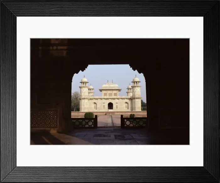 Framed Print : The Tomb of Itmad Ud Daulah (Itimad-ud-daulah) Framed Print : The Tomb of Itmad Ud Daulah (Itimad-ud-daulah)