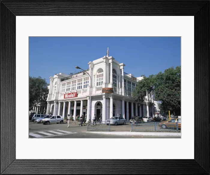 Framed Print : The well known Nirulas Restaurant Framed Print : The well known Nirulas Restaurant