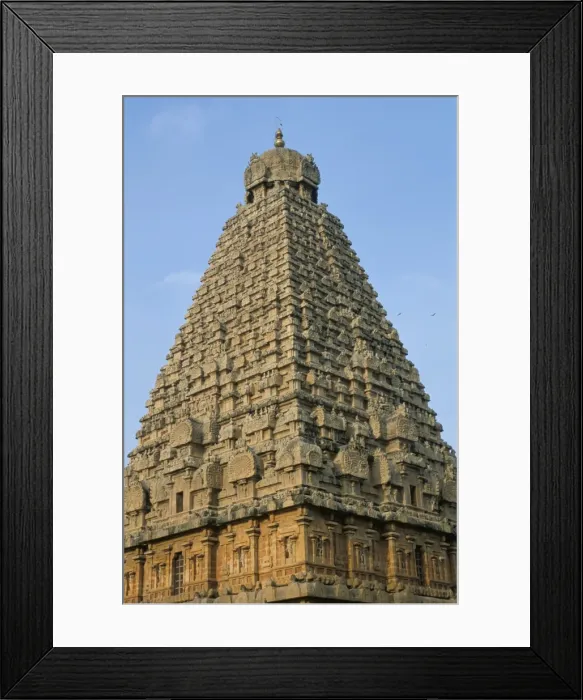 Framed Print : A 10th century temple of Sri Brihadeswara (Brihadisvara) Framed Print : A 10th century temple of Sri Brihadeswara (Brihadisvara)