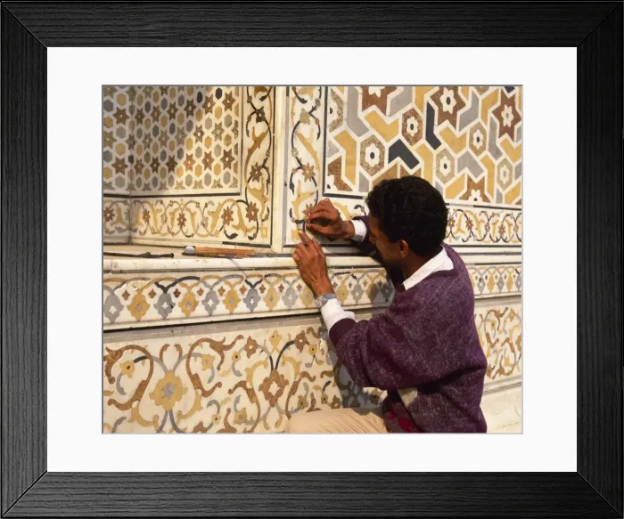Framed Print : Repair work on Itmad-Ud-Daulahs tomb Framed Print : Repair work on Itmad-Ud-Daulahs tomb