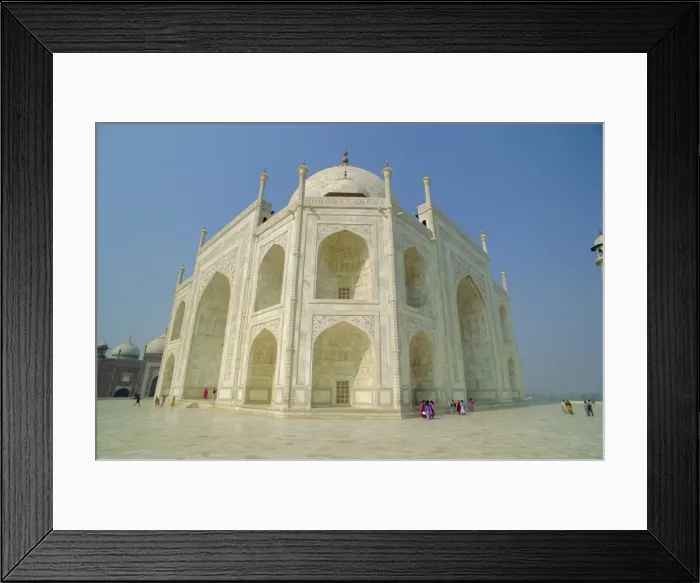 Framed Print : The Taj Mahal Framed Print : The Taj Mahal