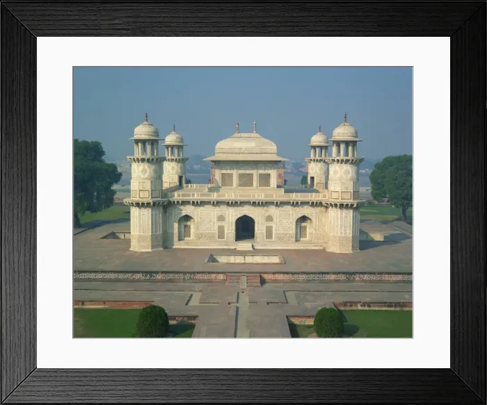 Framed Print : Itmad Ud Daulahs Tomb Framed Print : Itmad Ud Daulahs Tomb