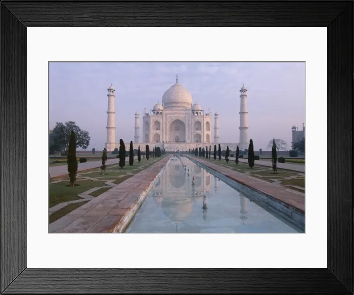 Framed Print : The Taj Mahal Framed Print : The Taj Mahal