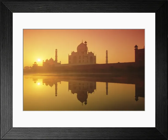 Framed Print : The Taj Mahal Framed Print : The Taj Mahal
