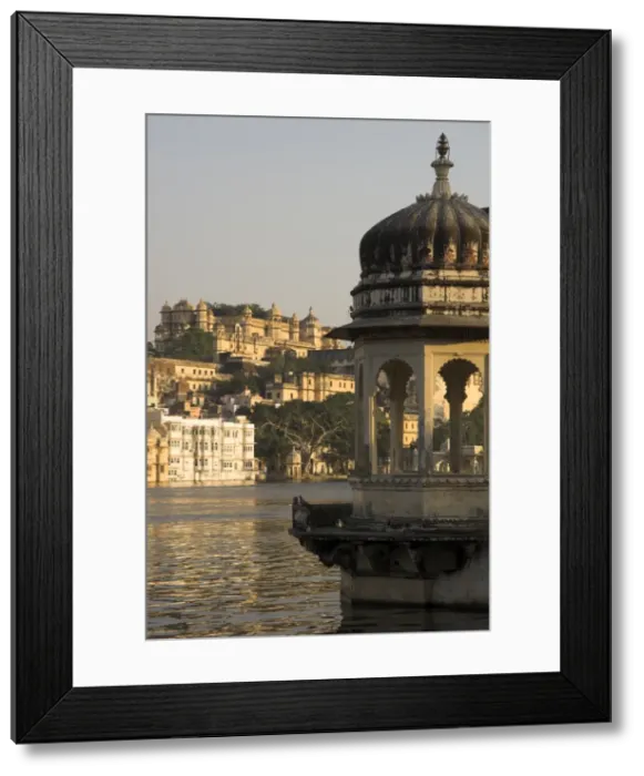 Framed Print : View of city palace and old city across Pichola Lake Framed Print : View of city palace and old city across Pichola Lake