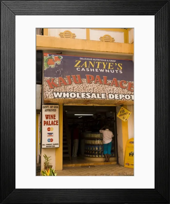 Framed Print : Shop selling wine and liquor in Panaji Framed Print : Shop selling wine and liquor in Panaji