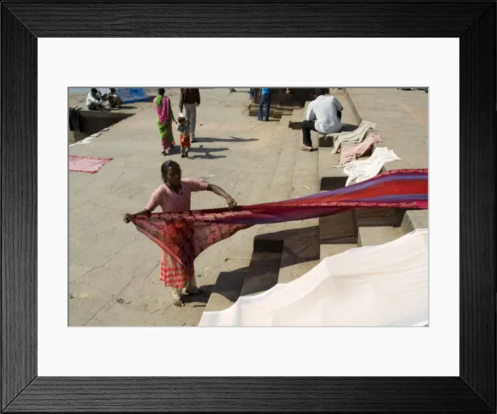 Framed Print : Washing at the ghats on the Narmada River at the Ahilya Framed Print : Washing at the ghats on the Narmada River at the Ahilya