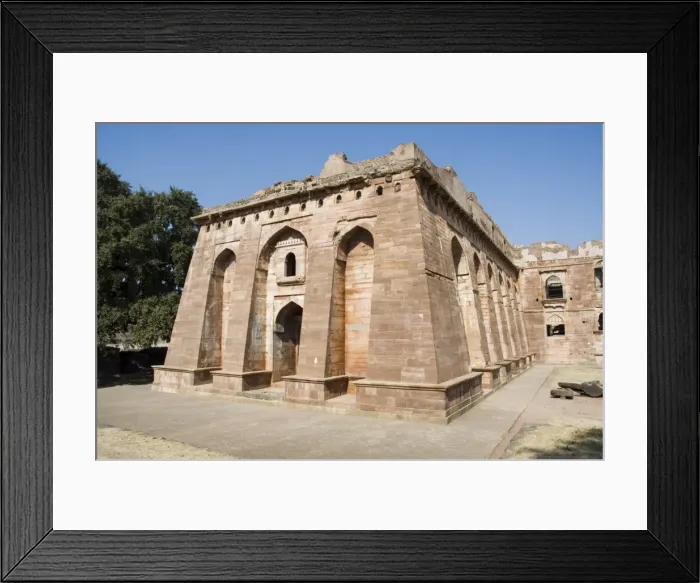 Framed Print : Hindola Mahal or Swinging Palace in the Royal Enclave Framed Print : Hindola Mahal or Swinging Palace in the Royal Enclave