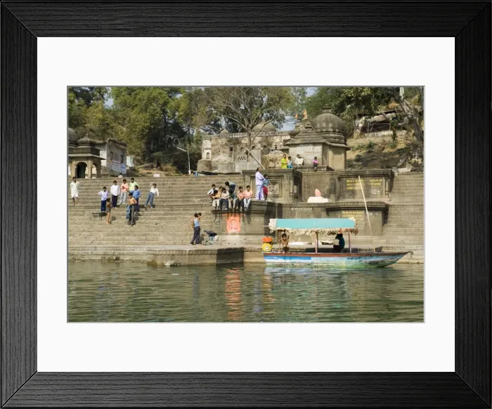 Framed Print : Ghats on the Narmada River at the Ahilya Fort and temple complex Framed Print : Ghats on the Narmada River at the Ahilya Fort and temple complex
