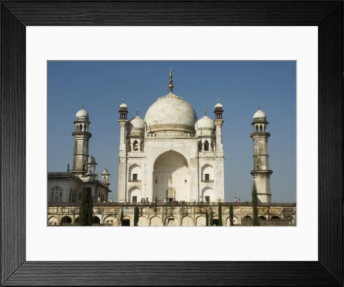 Framed Print : The Bibi ka Maqbara was uilt by Azam Shah in 1678 Framed Print : The Bibi ka Maqbara was uilt by Azam Shah in 1678