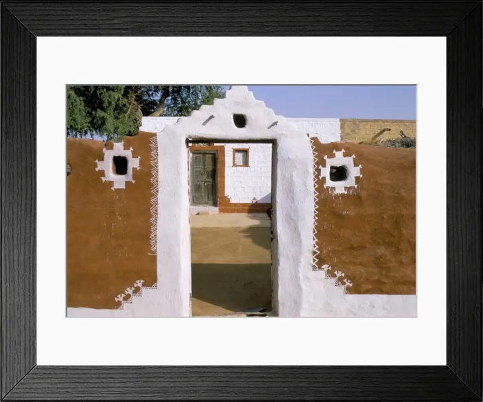 Framed Print : Decorated walls in a village near Barmer Framed Print : Decorated walls in a village near Barmer