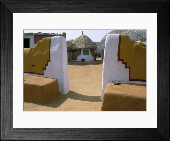Framed Print : Decorated walls and house in a village near Barmer Framed Print : Decorated walls and house in a village near Barmer