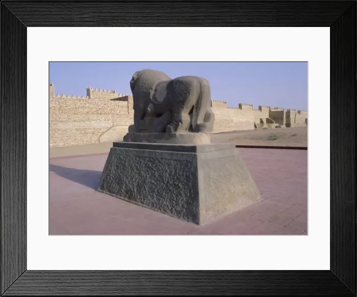 Framed Print : Statue of a lion overpowering a man Framed Print : Statue of a lion overpowering a man