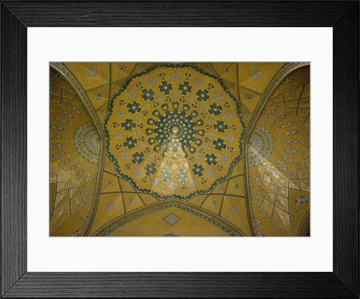 Framed Print : Madrasah-ye Chahar Bagh Framed Print : Madrasah-ye Chahar Bagh