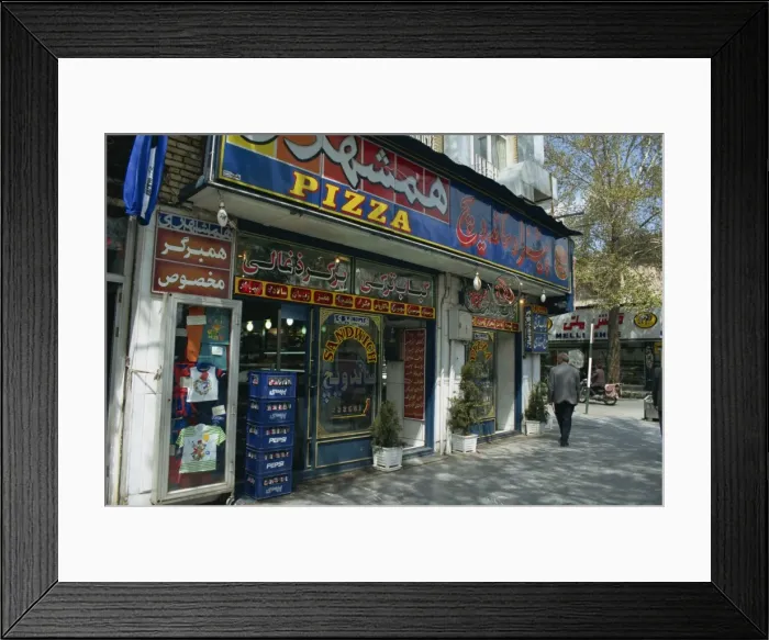 Framed Print : Fast-food pizza restaurant Framed Print : Fast-food pizza restaurant