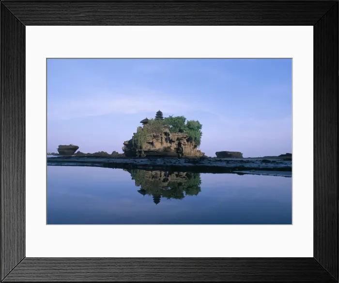 Framed Print : Tanah Lot, 15th century Hindu temple Framed Print : Tanah Lot, 15th century Hindu temple