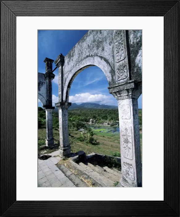 Framed Print : Ruins of the Vjung Palace near Amlapura Framed Print : Ruins of the Vjung Palace near Amlapura