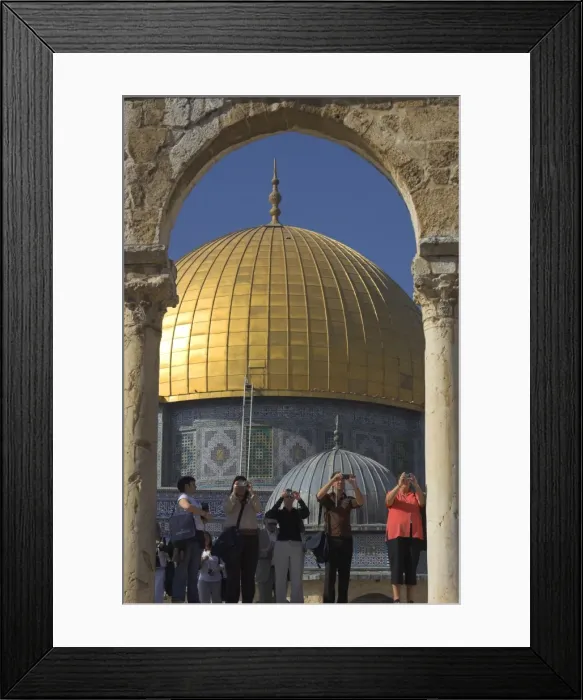 Framed Print : Tourists taking photographs Framed Print : Tourists taking photographs