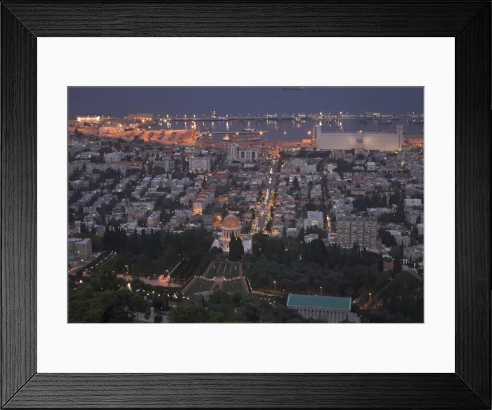 Framed Print : City at dusk Framed Print : City at dusk