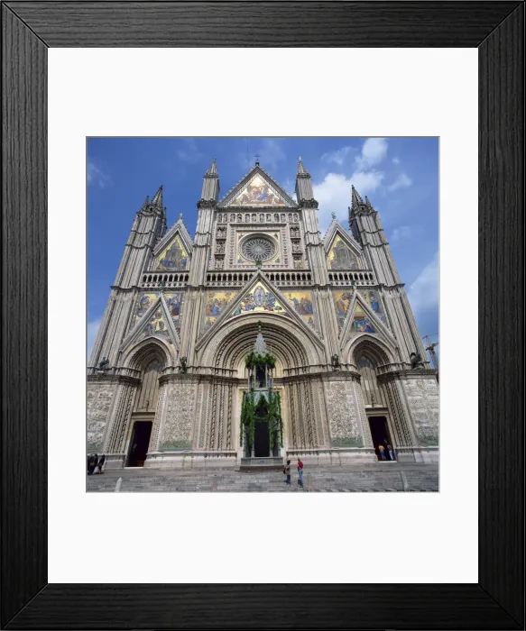 Framed Print : The 13th century Duomo in the town of Orvieto in Umbria Framed Print : The 13th century Duomo in the town of Orvieto in Umbria