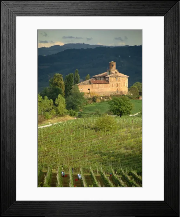 Framed Print : An ancient fortified wine cantina Framed Print : An ancient fortified wine cantina