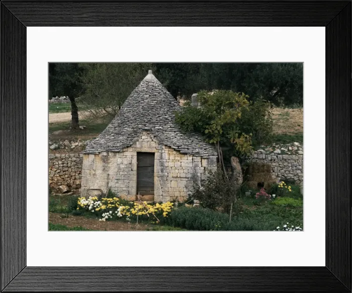 Framed Print : Trullo near Locorotondo Framed Print : Trullo near Locorotondo