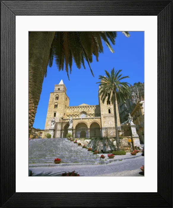 Framed Print : Plaza del Duomo (Cathedral) Framed Print : Plaza del Duomo (Cathedral)