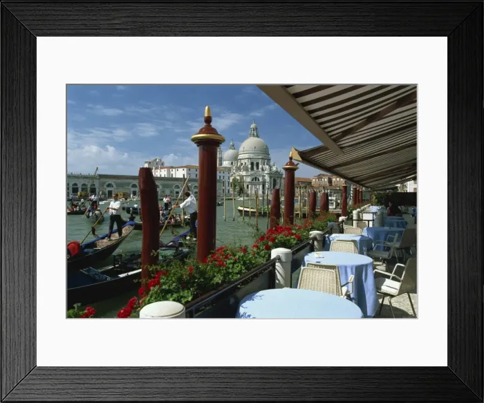 Framed Print : Outdoor restaurant beside the Grand Canal