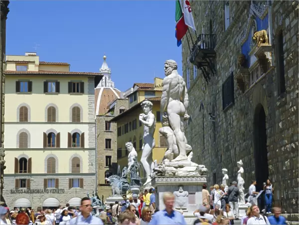 Statues in the Piazza della Signoria with Bandinelli s