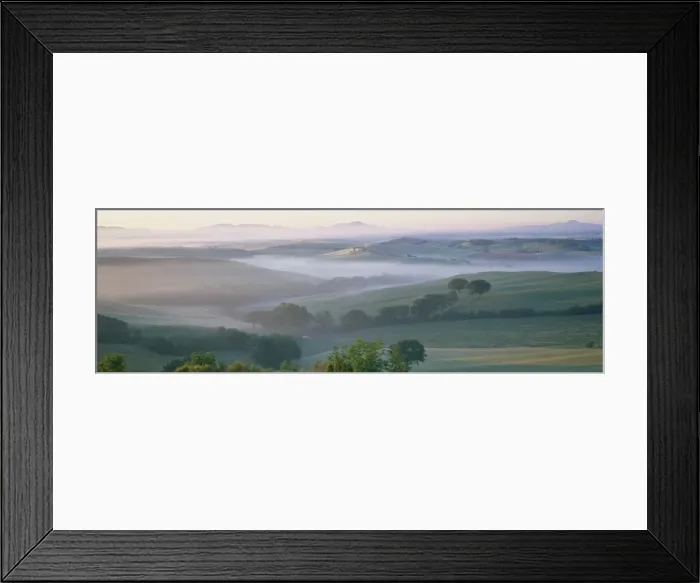 Framed Print : Misty dawn view across Val d Orcia towards the Belvedere Framed Print : Misty dawn view across Val d Orcia towards the Belvedere