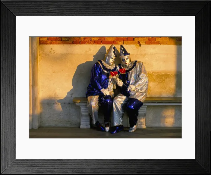 Framed Print : Couple dressed in masks and costumes taking part in Carnival Framed Print : Couple dressed in masks and costumes taking part in Carnival