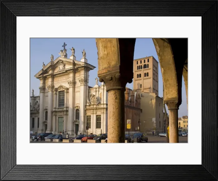Framed Print : Duomo, Mantua Framed Print : Duomo, Mantua