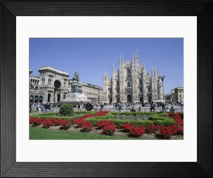Framed Print : Piazza del Duomo Framed Print : Piazza del Duomo