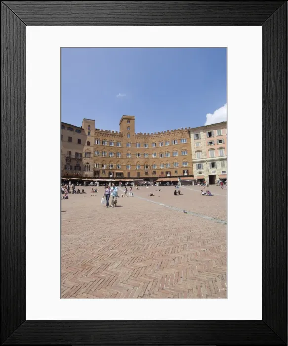 Framed Print : View of the Piazza del Campo Framed Print : View of the Piazza del Campo