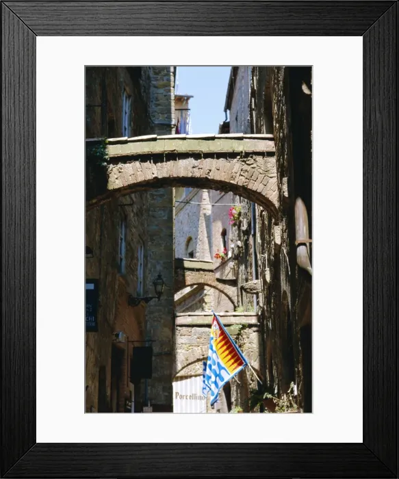 Framed Print : Volterra, Tuscany Framed Print : Volterra, Tuscany