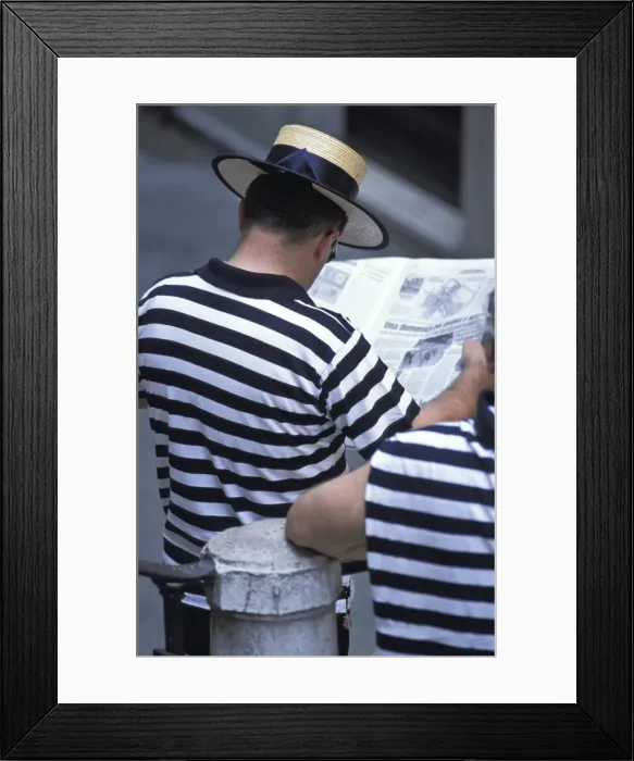 Framed Print : Gondolier reading newspaper Framed Print : Gondolier reading newspaper