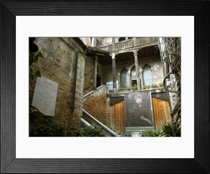 Framed Print : Entrance to the Fortuny Museum Framed Print : Entrance to the Fortuny Museum
