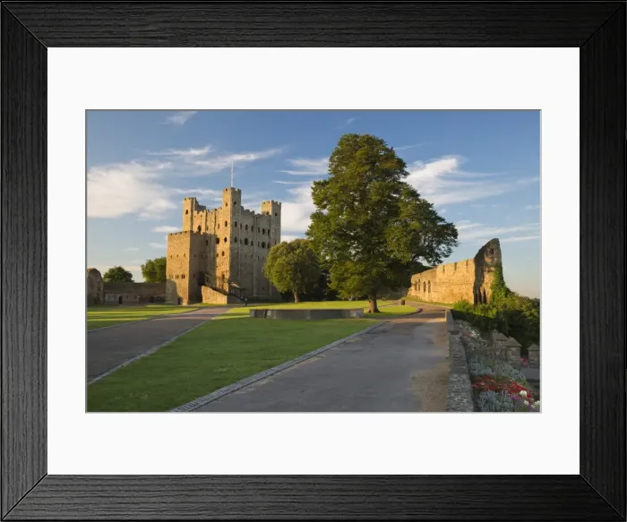 Framed Print : Rochester Castle and gardens, Rochester, Kent, England, United Kingdom, Europe Framed Print : Rochester Castle and gardens, Rochester, Kent, England, United Kingdom, Europe